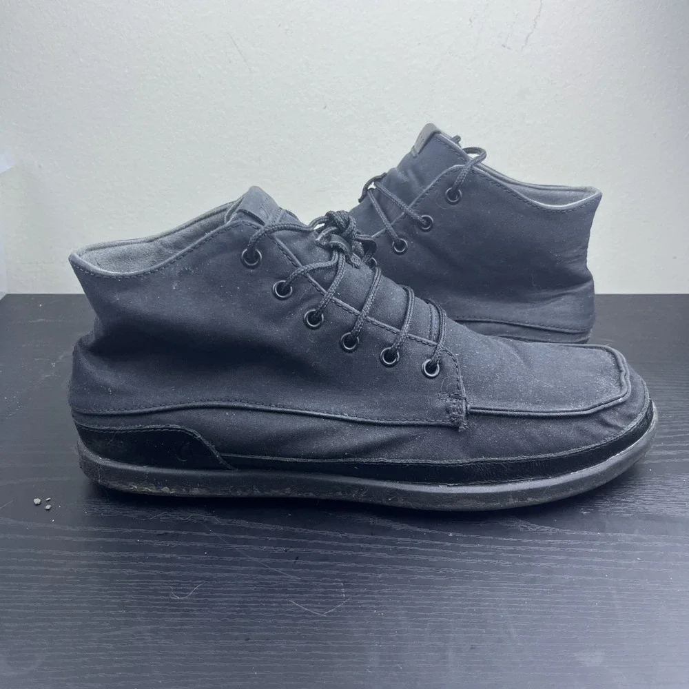 OluKai Nalukai Kapa Boots Mens 9.5 Black Waxed Canvas Water Resistant
